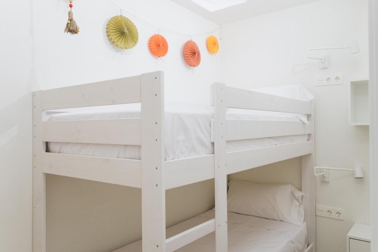 Apartaments La Rambla - Arbequina - 6 Persones Cornudella de Montsant Dış mekan fotoğraf